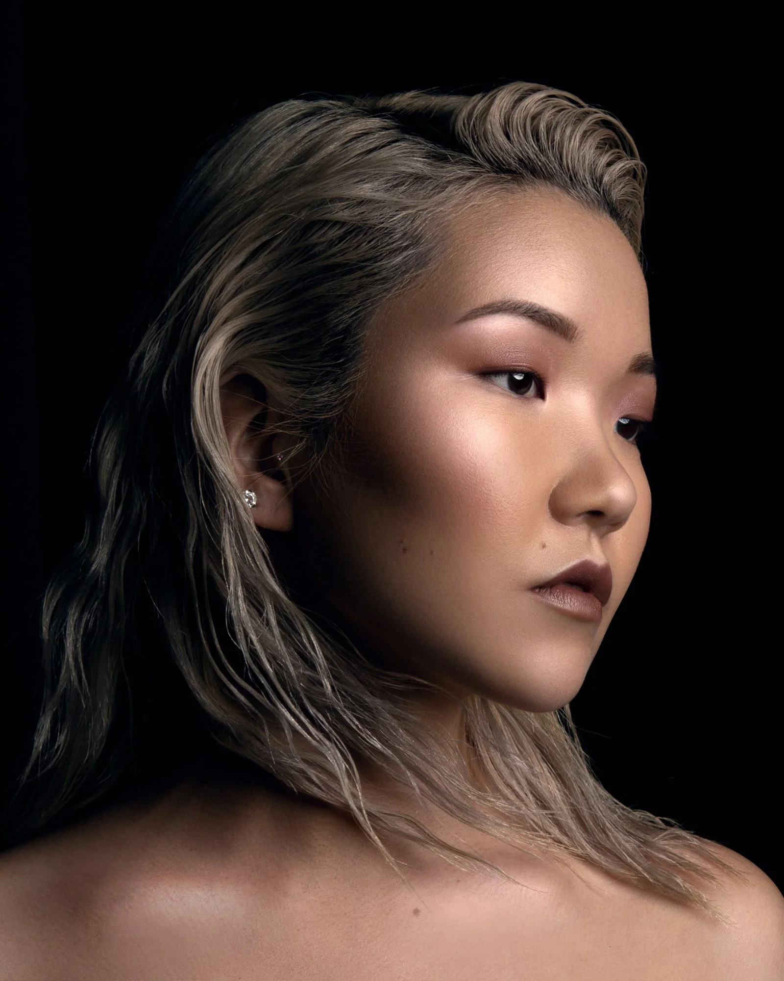 Rare Light Crème Luminizer: Spectre - Image 4