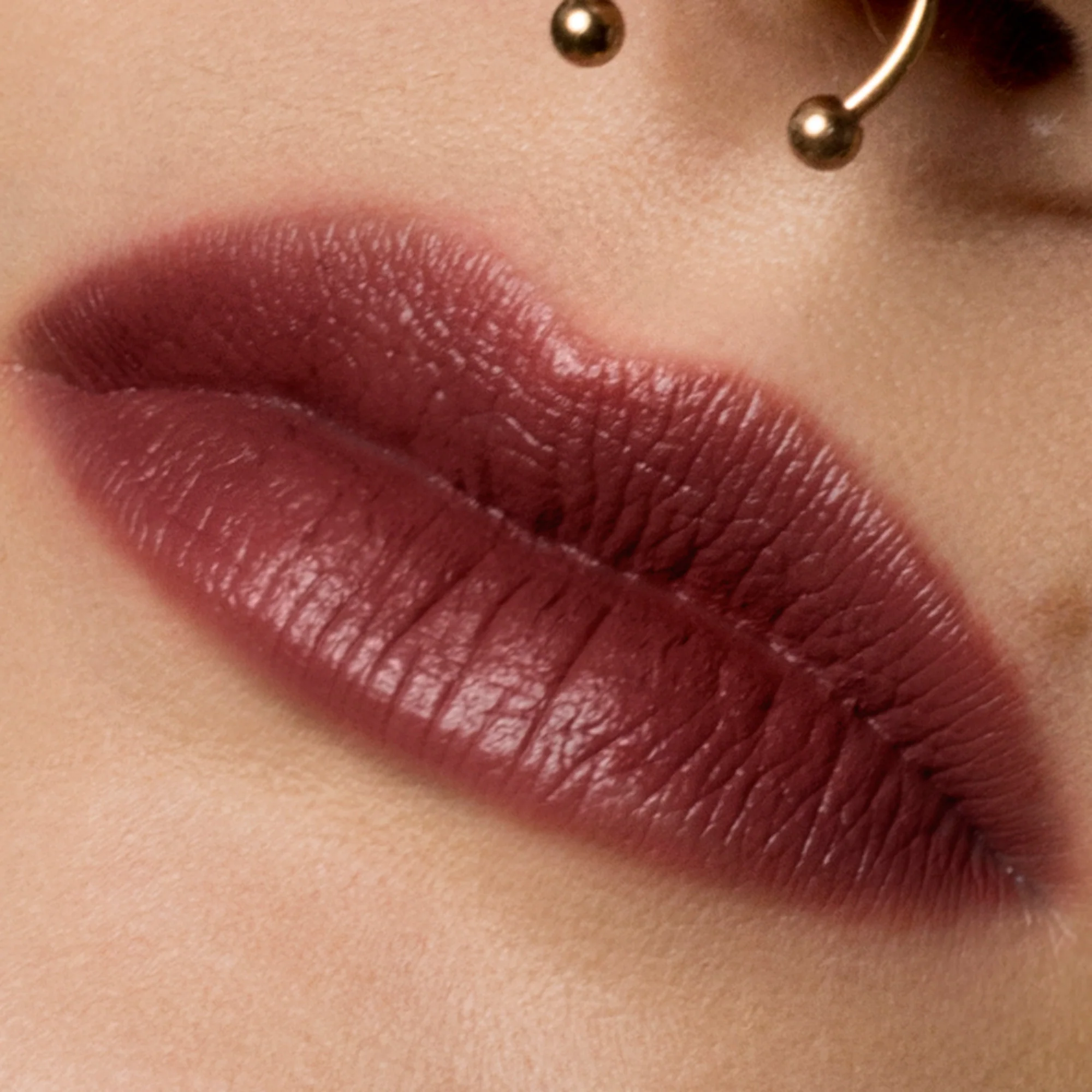 Forbidden Lipstick: Cryptic - Image 3