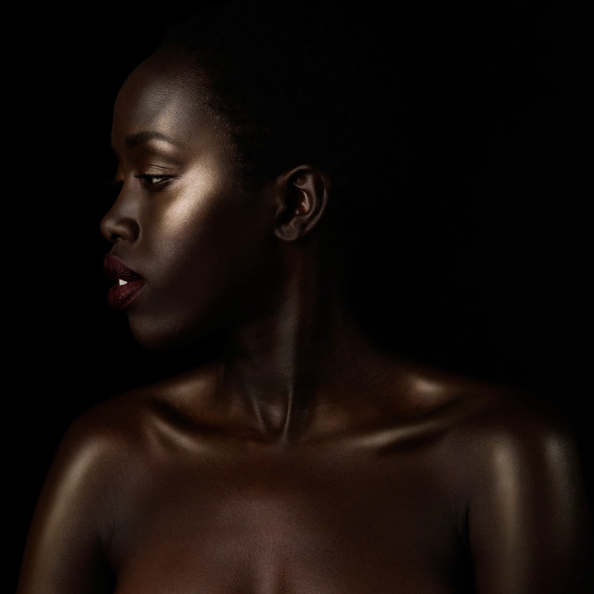 Forbidden Lipstick: Ravenous - Image 3