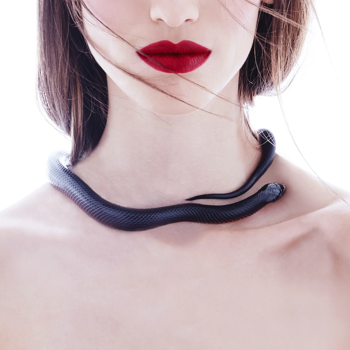 Forbidden Lipstick: Written in Blood - Image 5