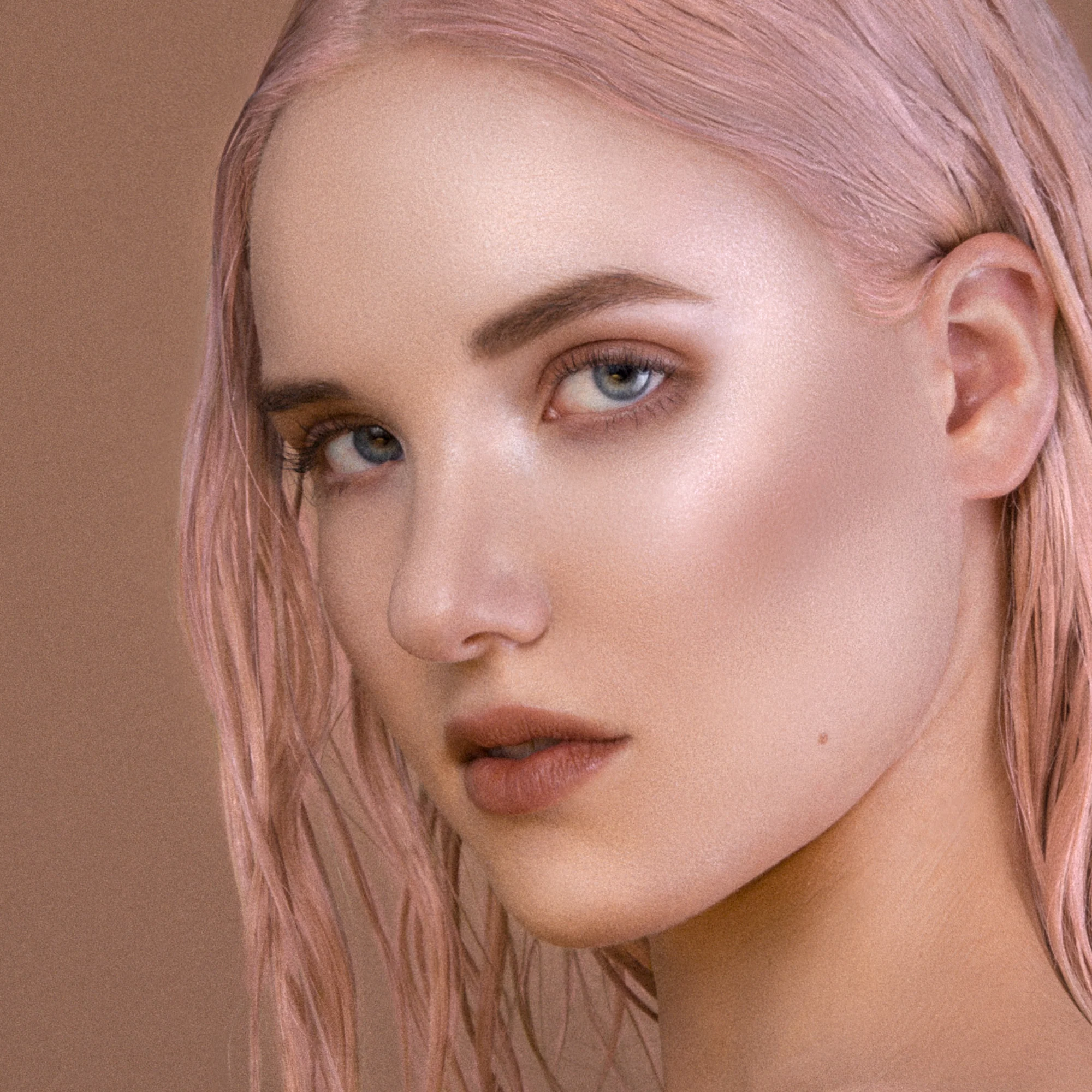 Rare Light Crème Luminizer: Icebow - Image 4