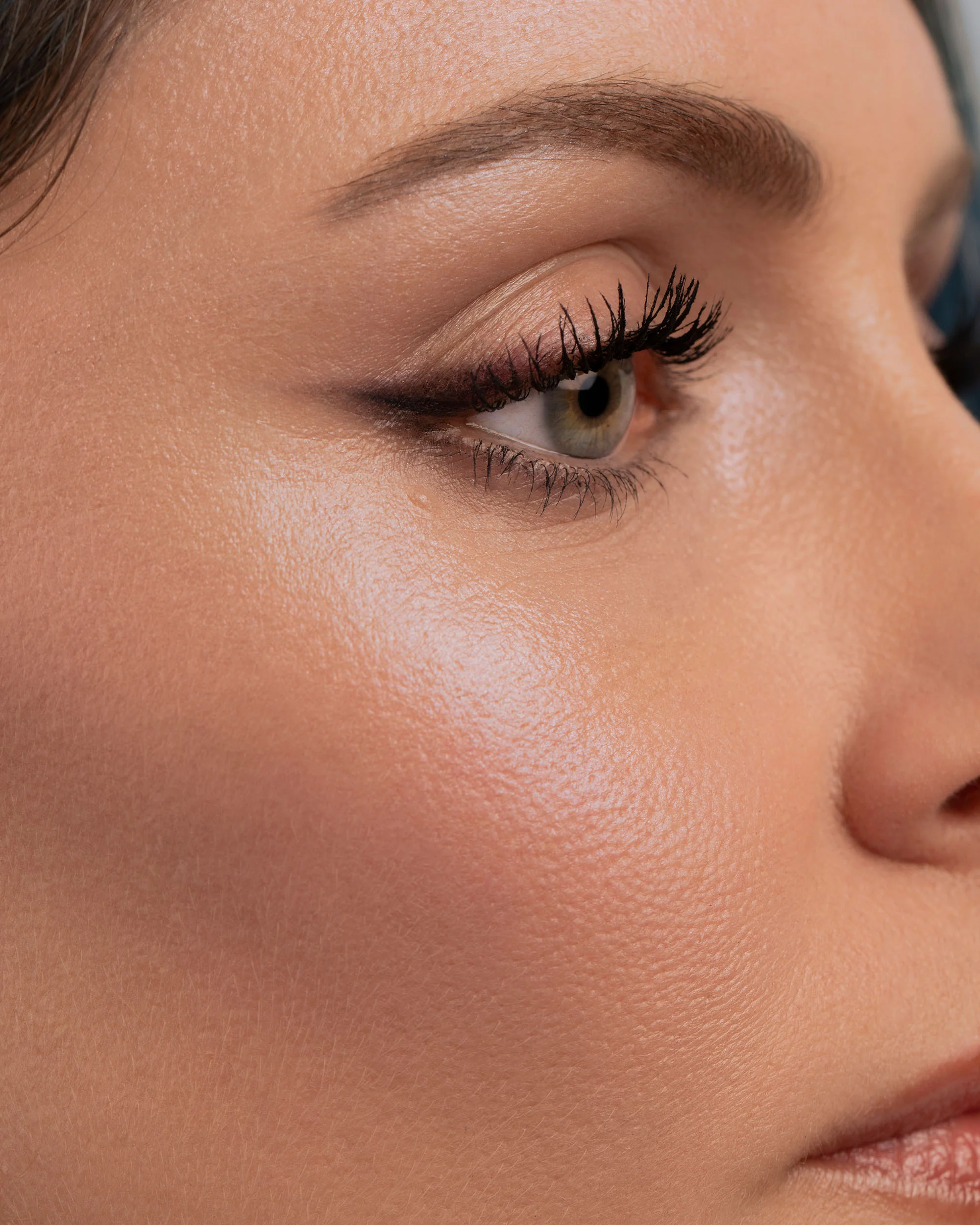 Rare Light Crème Luminizer: Spectre - Image 3