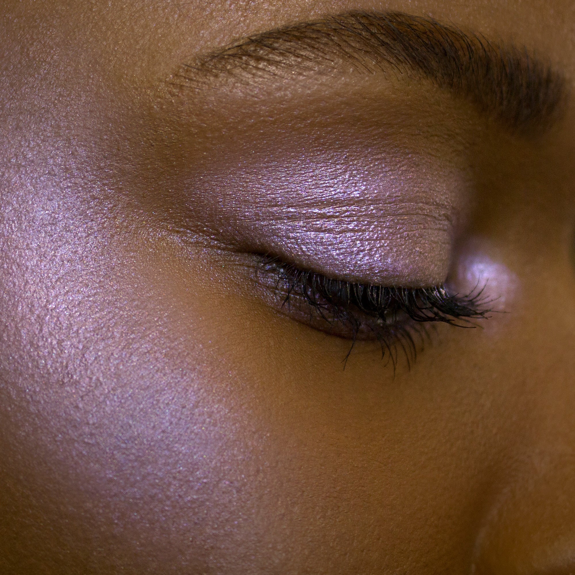 Rare Light Crème Luminizer: Ghost Light - Image 3