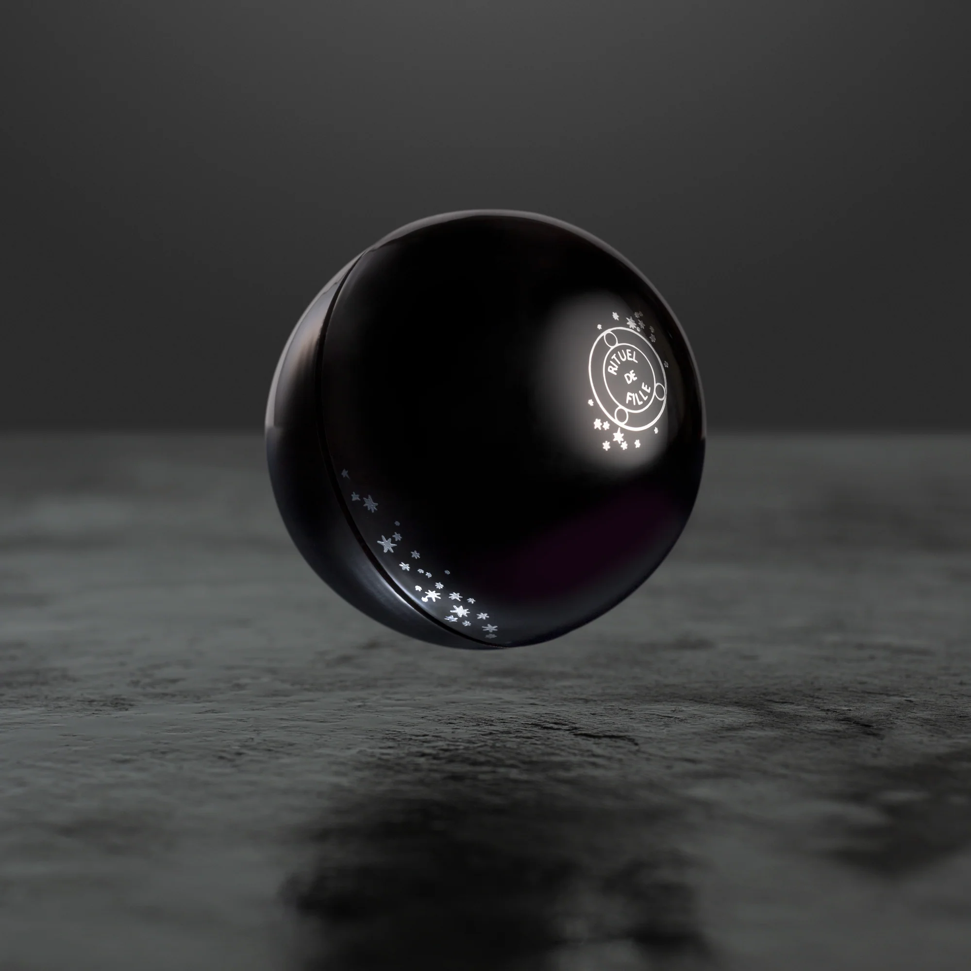 The Black Orb Enigmatic Kohl Eyeliner: Abyss - Image 5