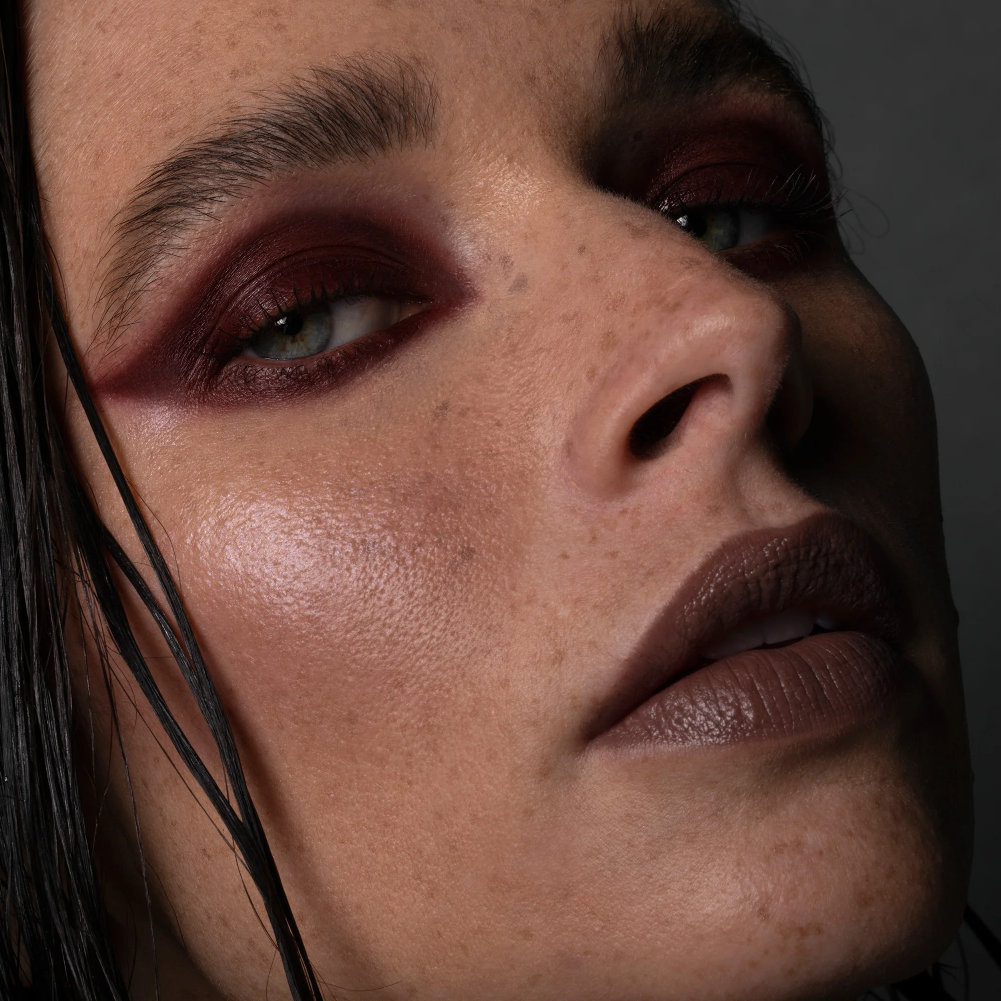 The Black Orb Enigmatic Kohl Eyeliner: Iron - Image 4