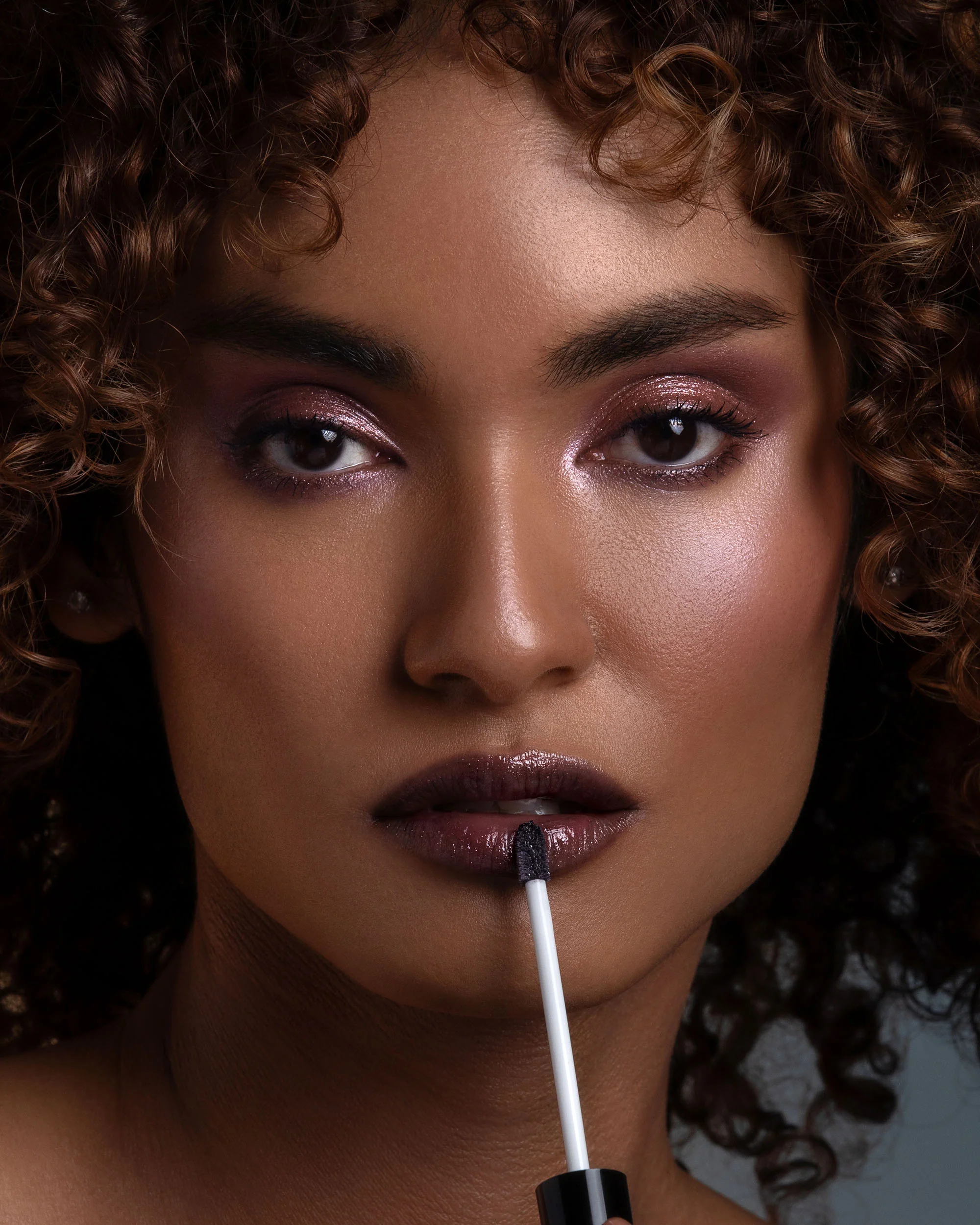 Thorn Bite Peptide Plump Crème Lip Oil: Night Thorn - Image 3